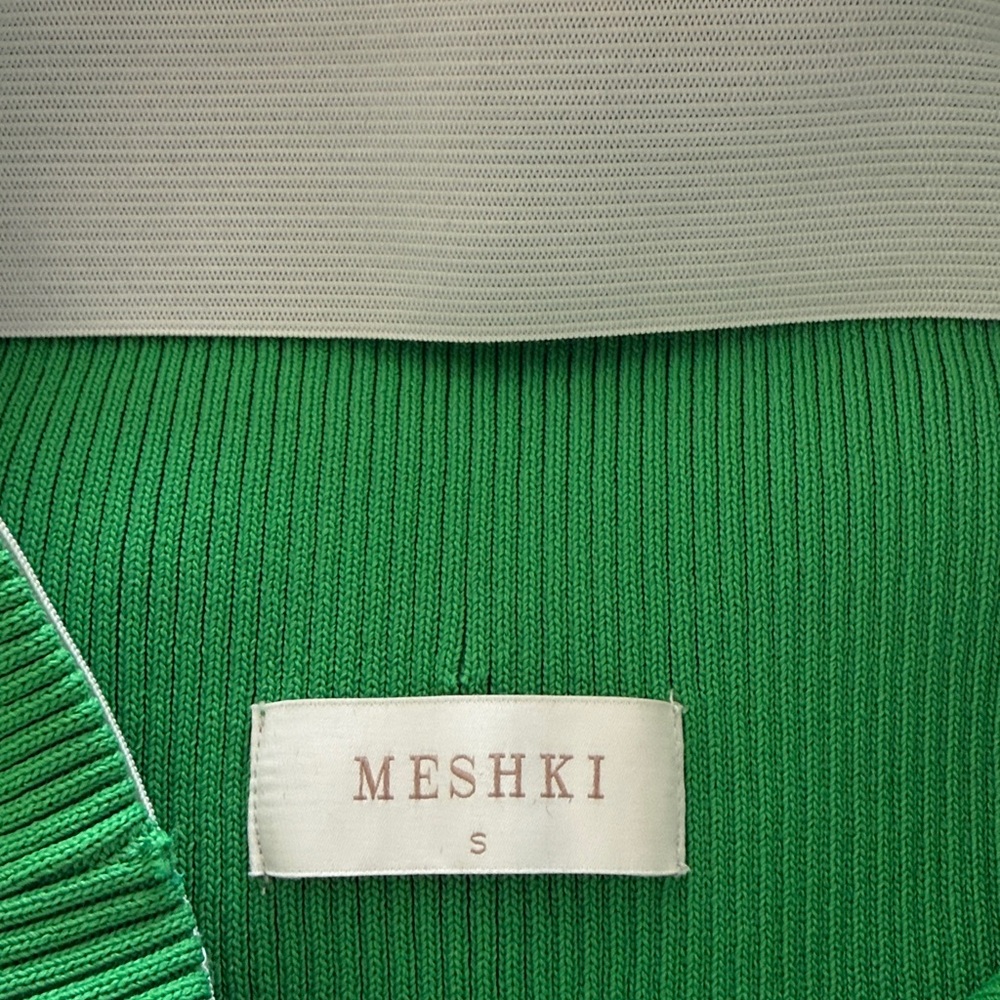 Meshki Green Ribbed Twist Crop Top & Skirt Set - Picture 7 of 7